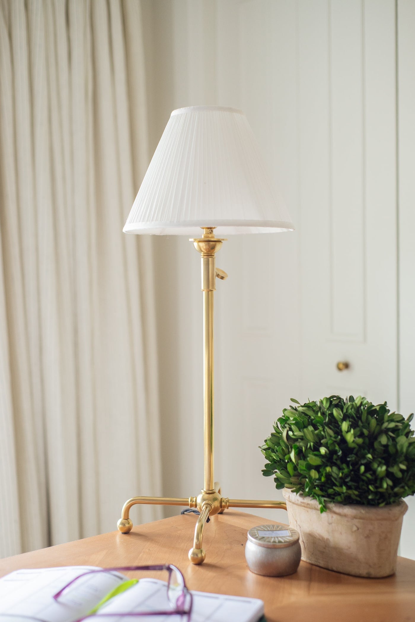 ##Antique Hardware## Classic No.1 Table Lamp