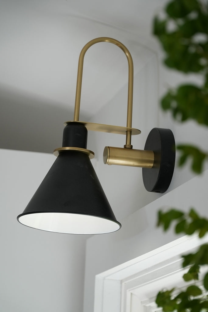 ##Antique Hardware## Medford 1 Light Matte Black Sconce