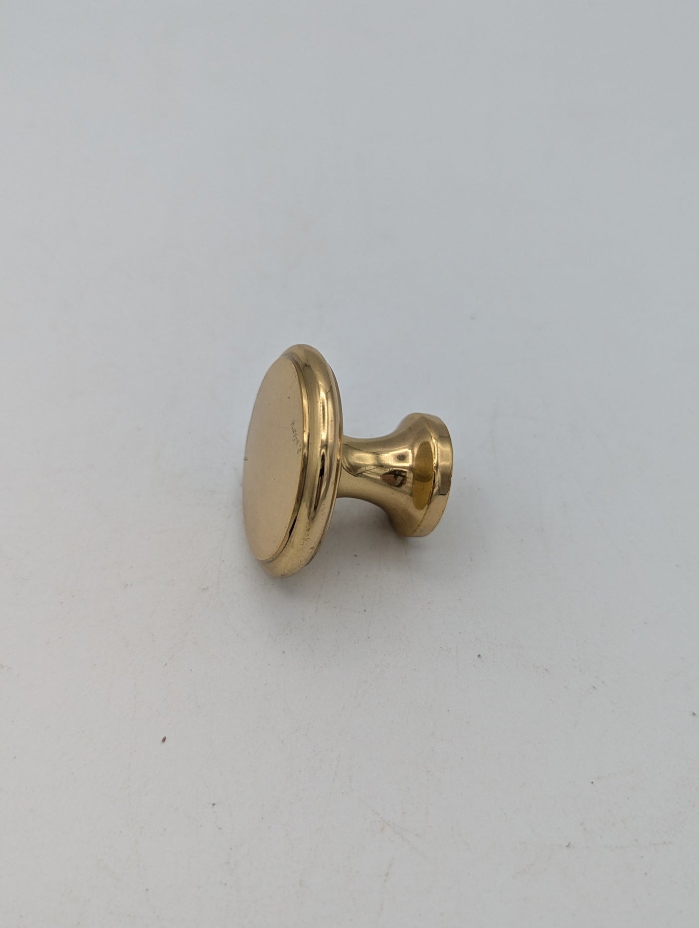 ##Antique Hardware## Open Box Sale Item 1 1/2 Inch Brass Flat Top Cabinet Knob (Polished Brass Finish)