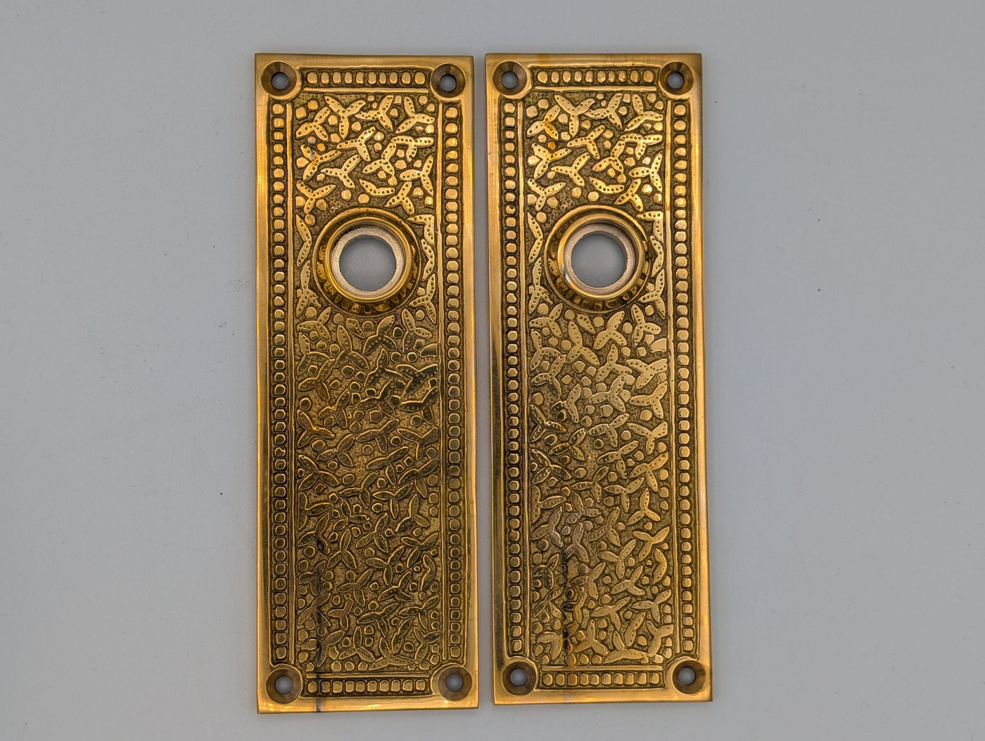 ##Antique Hardware## Open Box Sale Item Rice Pattern Solid Brass Backplate (Polished Brass Finish)